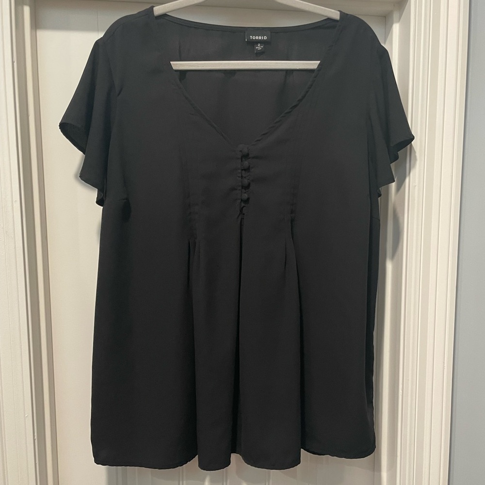 Torrid Size 2 black blouse